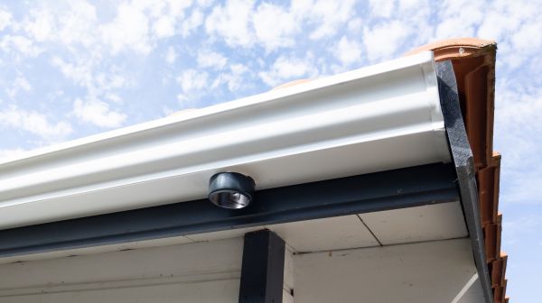 Cost of Seamless Gutters Installation in Jersey City