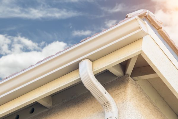 Cost of Seamless Gutter Replacement in Jersey City