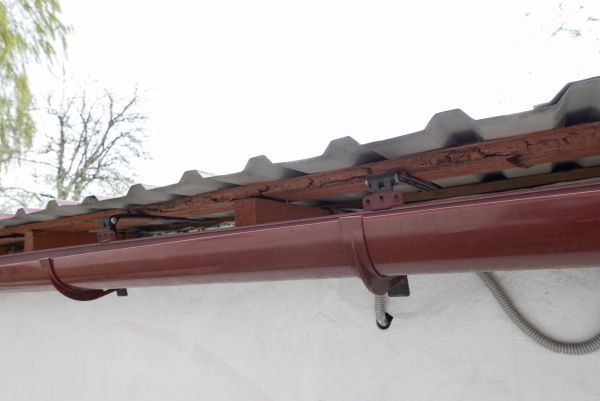Cost of Round Gutters Installation in Jersey City